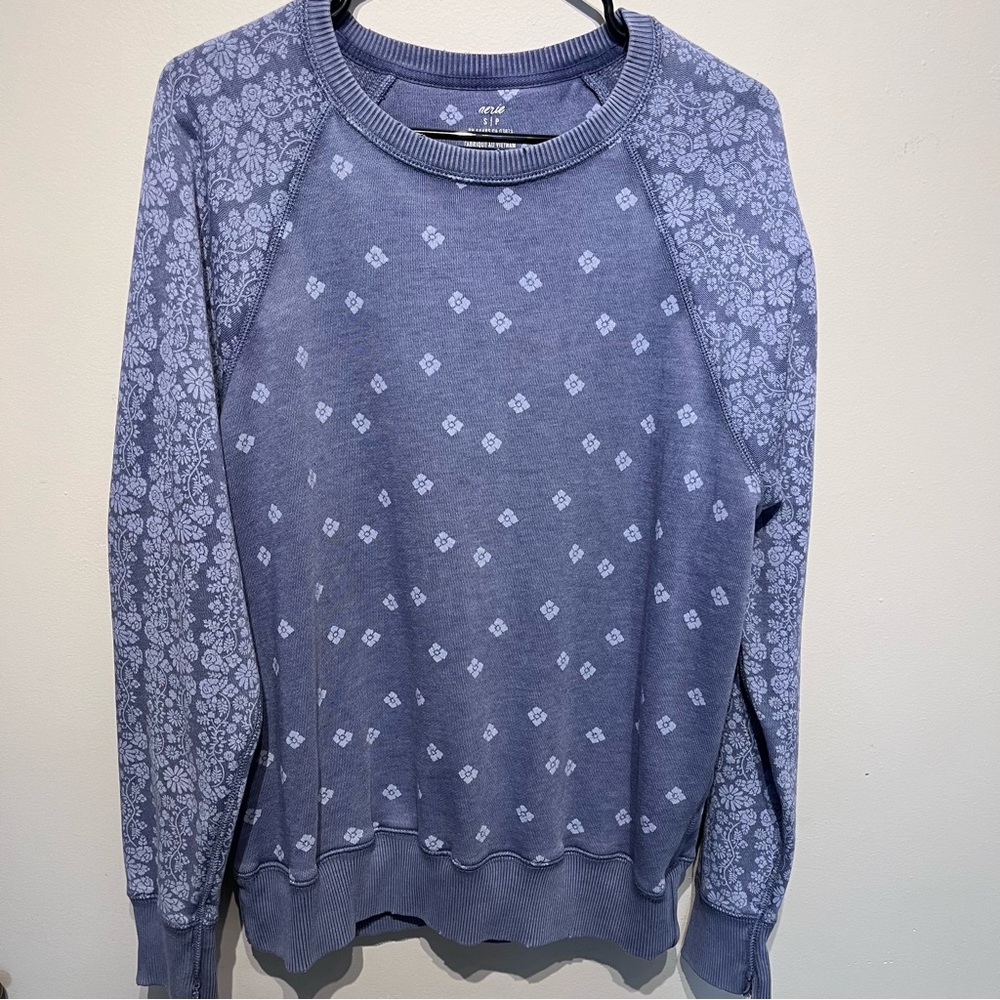 Aerie Blue Floral Sweatshirt
